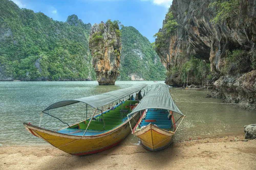 خليج بان ناه: أيقونة المناظر الطبيعية في تايلاند
