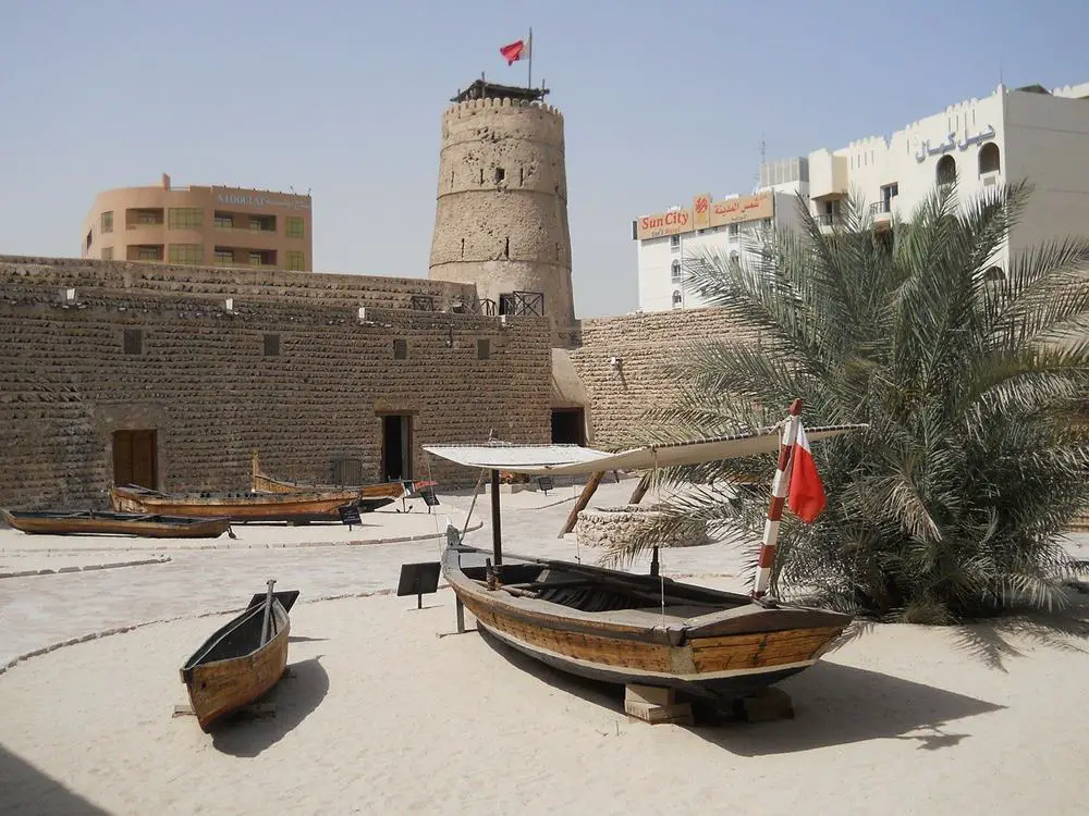 متحف المسكوكات القديمة بالحي التراثي في دبي