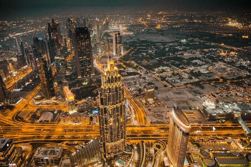 رحلة في دبي بين الماضي العريق والمستقبل الواعد