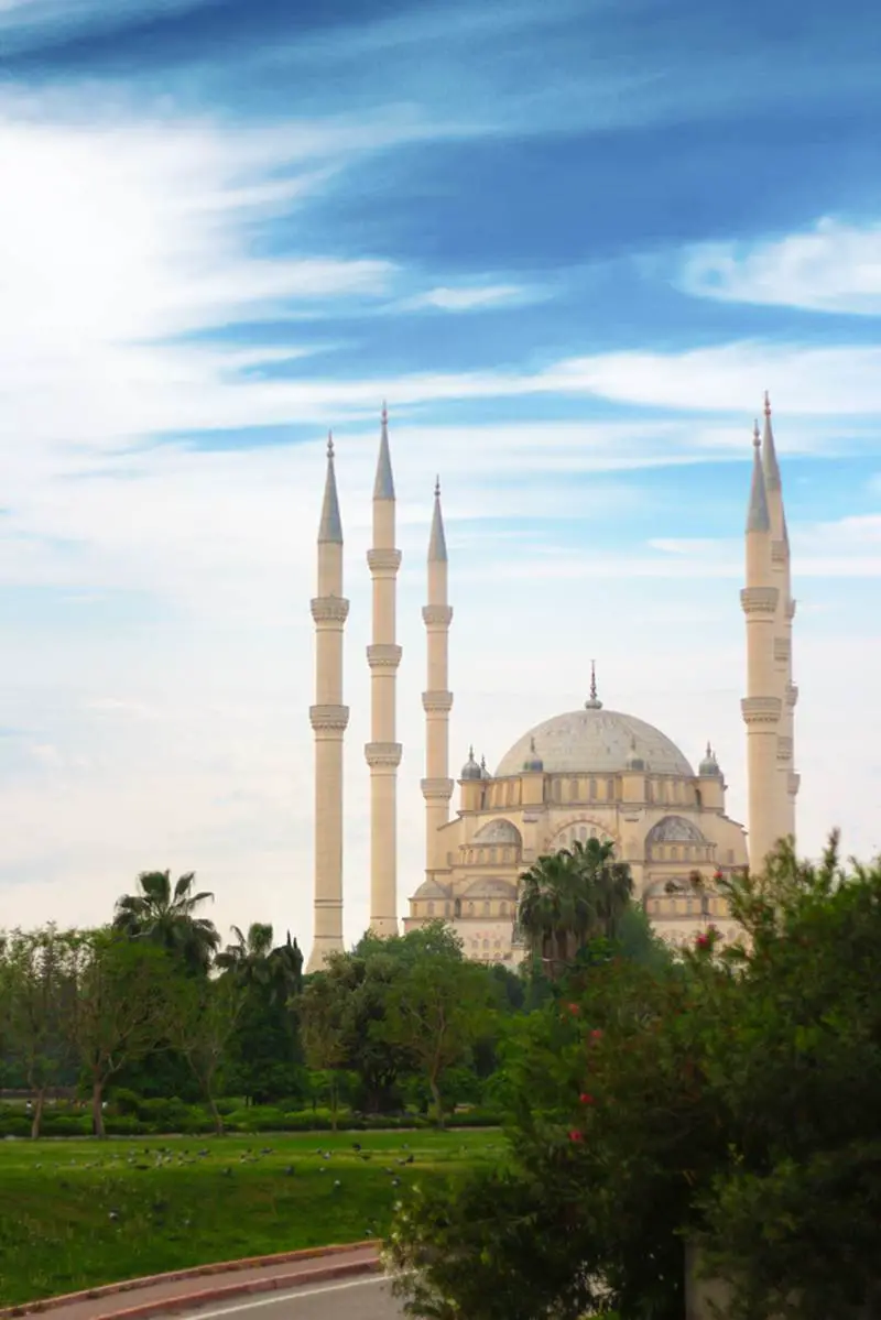 مسجد أضنة المركزي