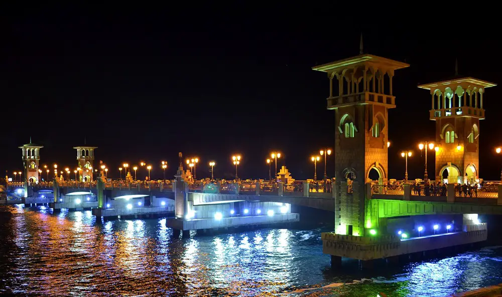أفضل 6 مطاعم في مدينة الإسكندرية وأشهر الأكلات